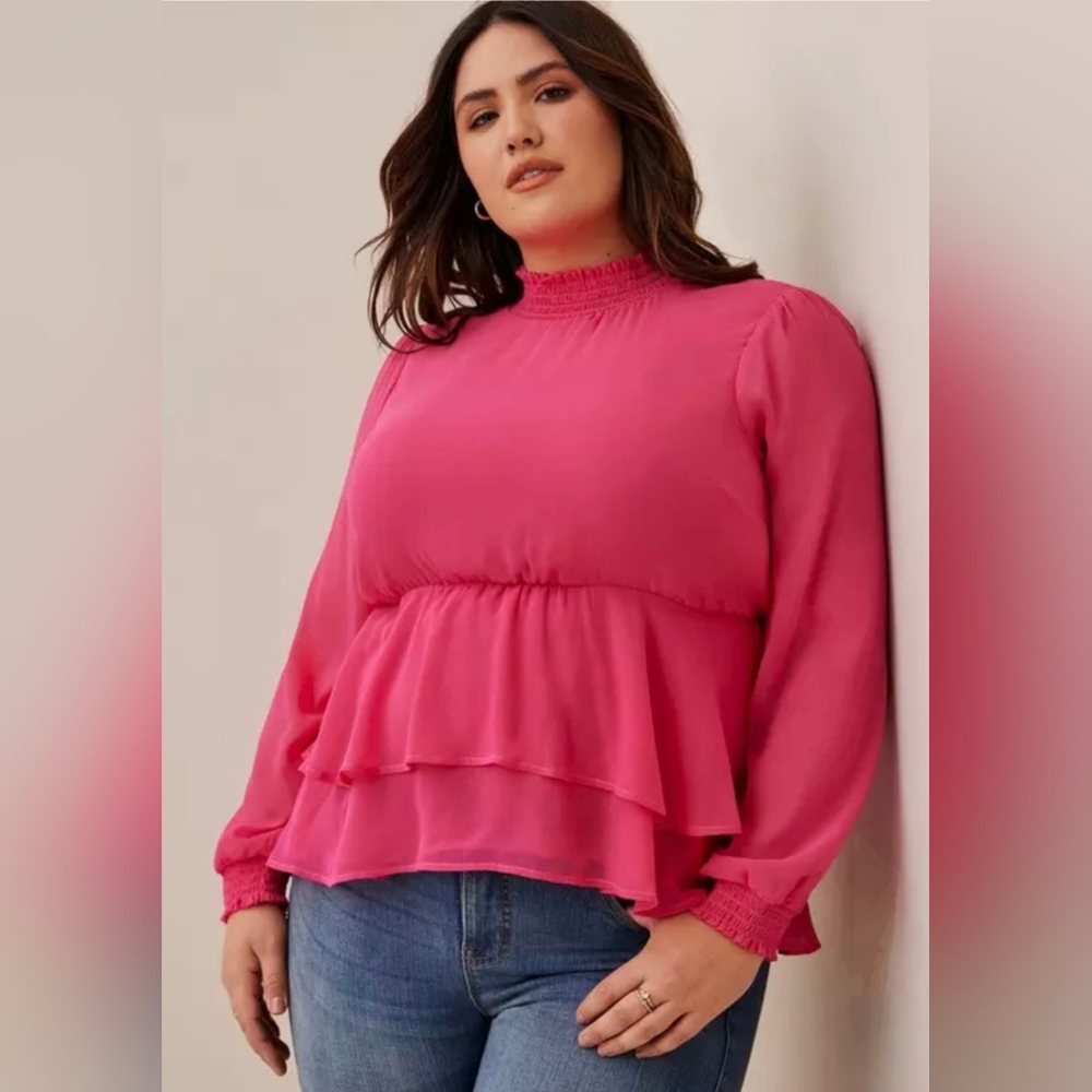💚 Torrid Crinkle Chiffon Ruffle Tiered Top